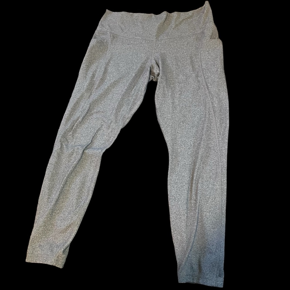 Leggings with pockets